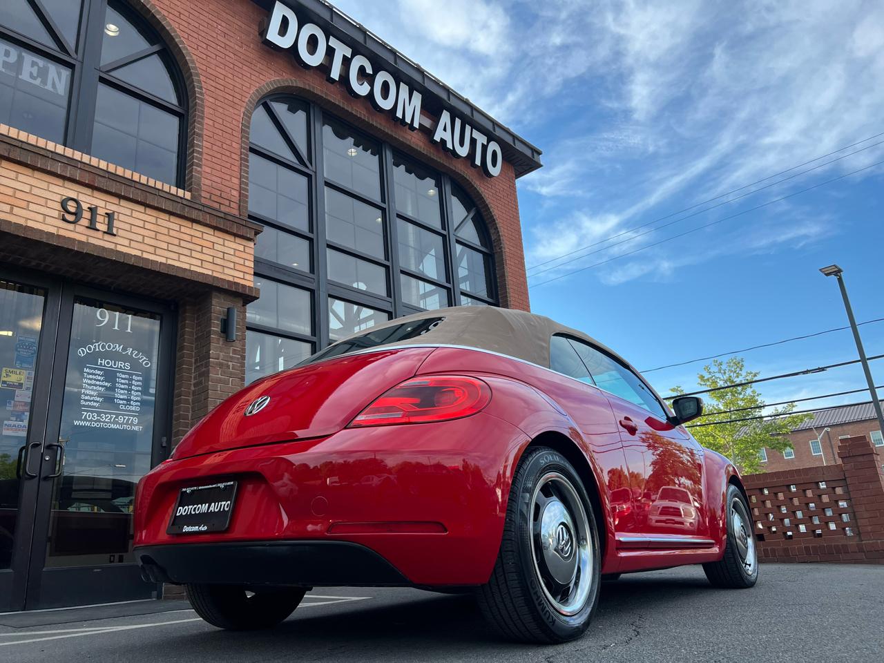 Volkswagen Beetle 2.5L Convertible 2013