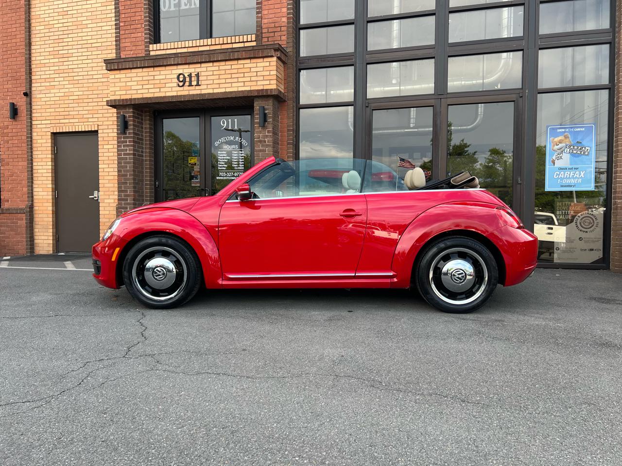 Volkswagen Beetle 2.5L Convertible 2013