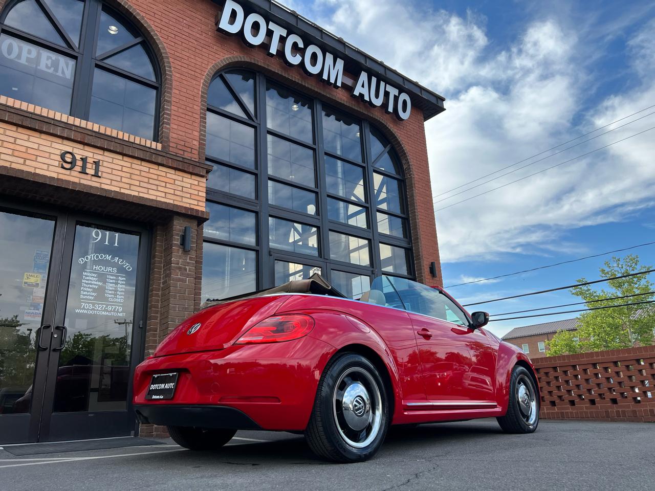 Volkswagen Beetle 2.5L Convertible 2013