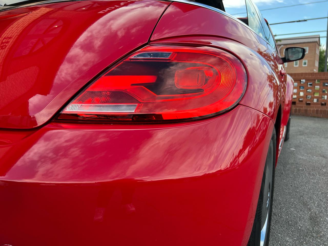 Volkswagen Beetle 2.5L Convertible 2013