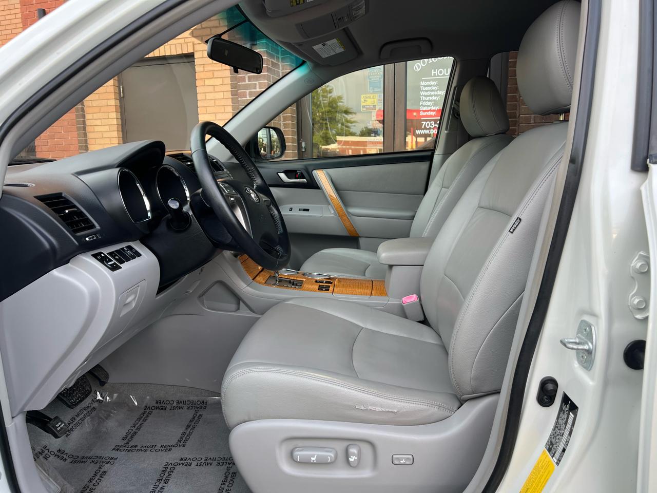Toyota Highlander Hybrid 4WD 2008