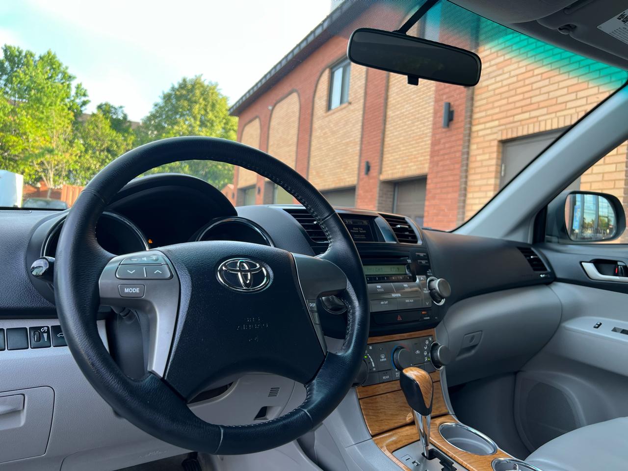 Toyota Highlander Hybrid 4WD 2008