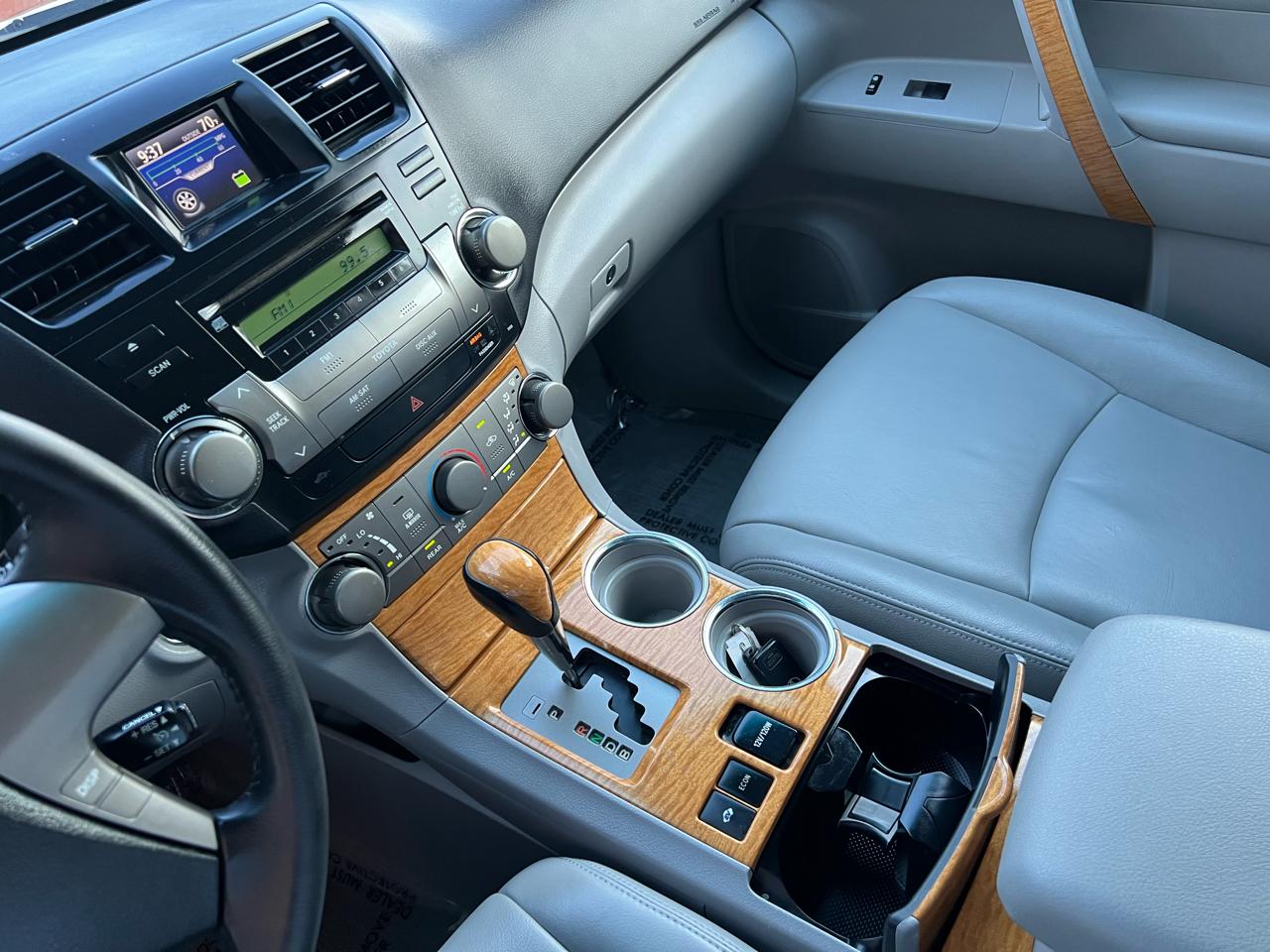 Toyota Highlander Hybrid 4WD 2008