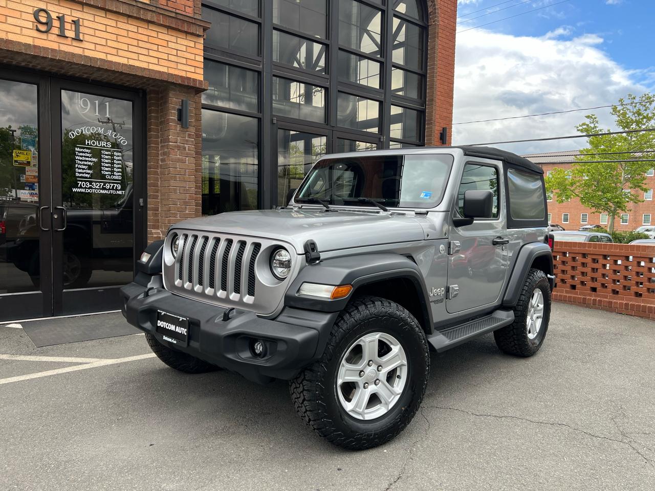Jeep Wrangler Sport 4WD 2018