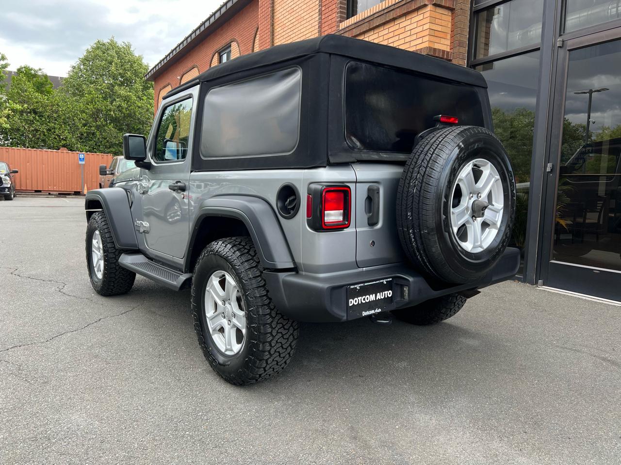 Jeep Wrangler Sport 4WD 2018