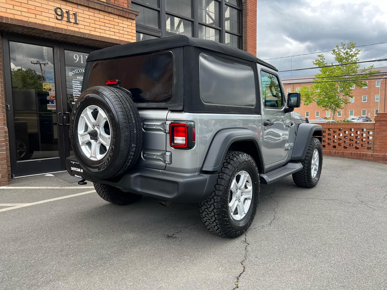 Jeep Wrangler Sport 4WD 2018