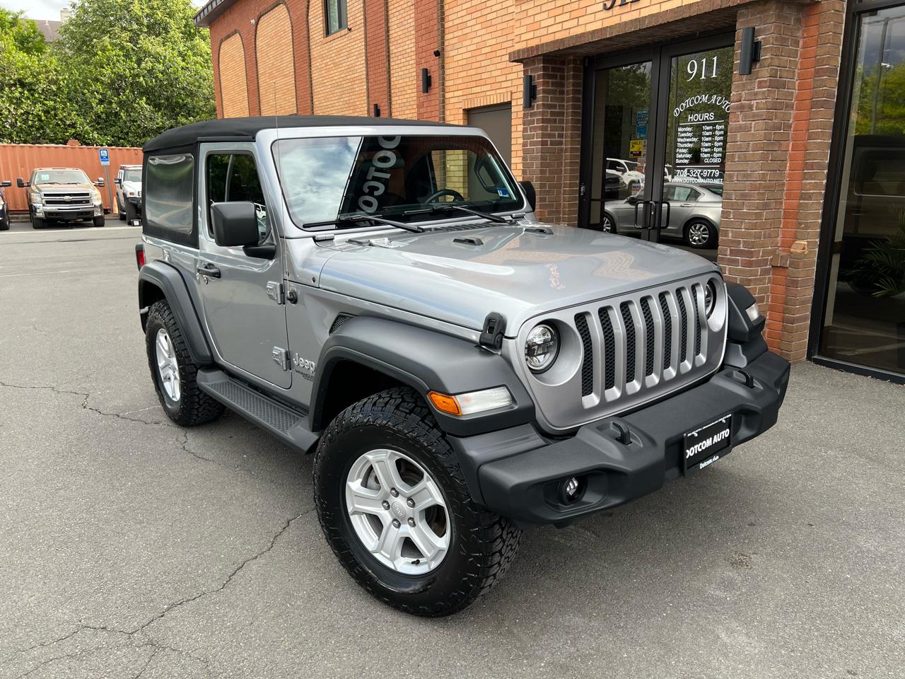 Jeep Wrangler Sport 4WD 2018