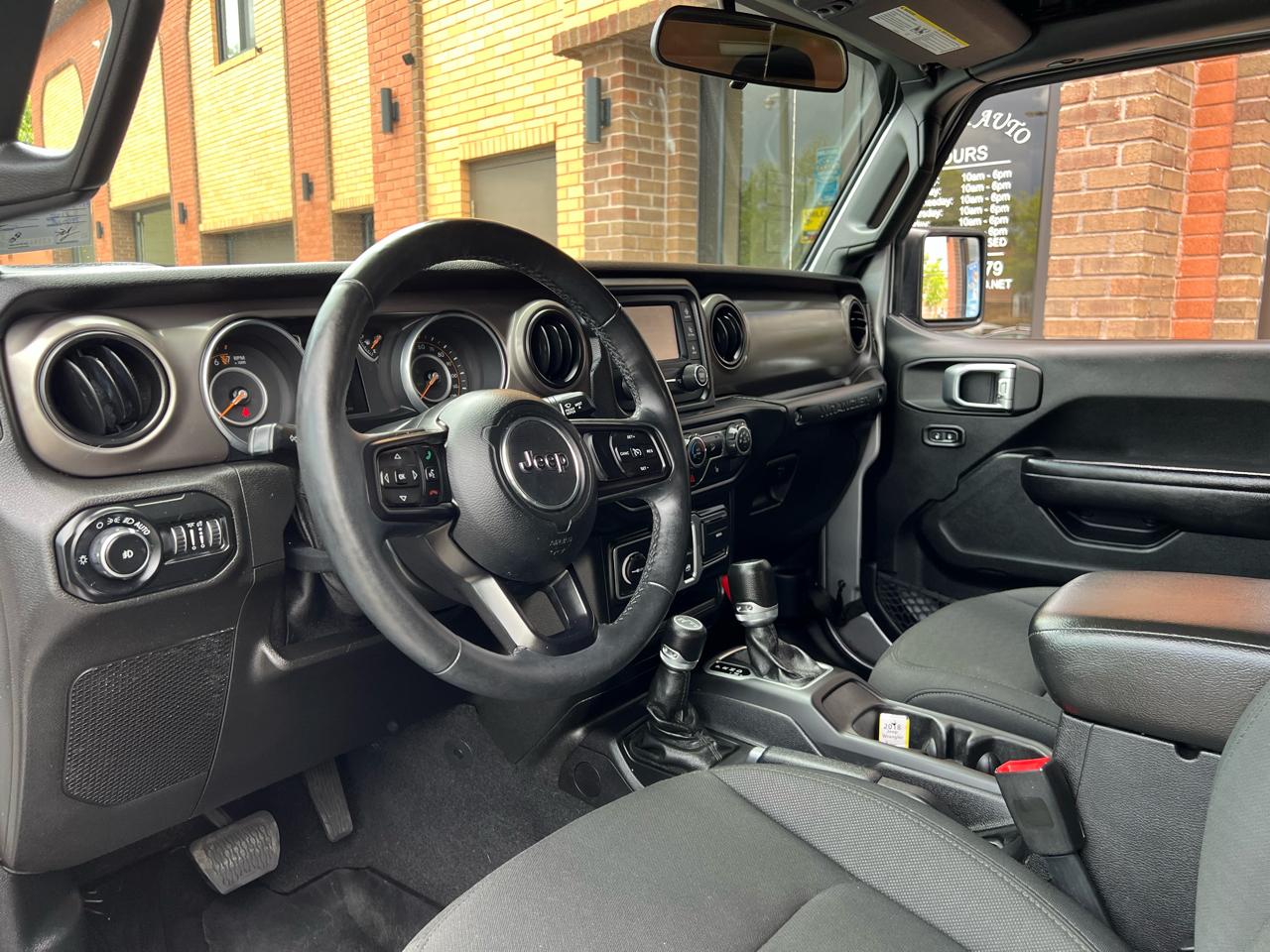 Jeep Wrangler Sport 4WD 2018