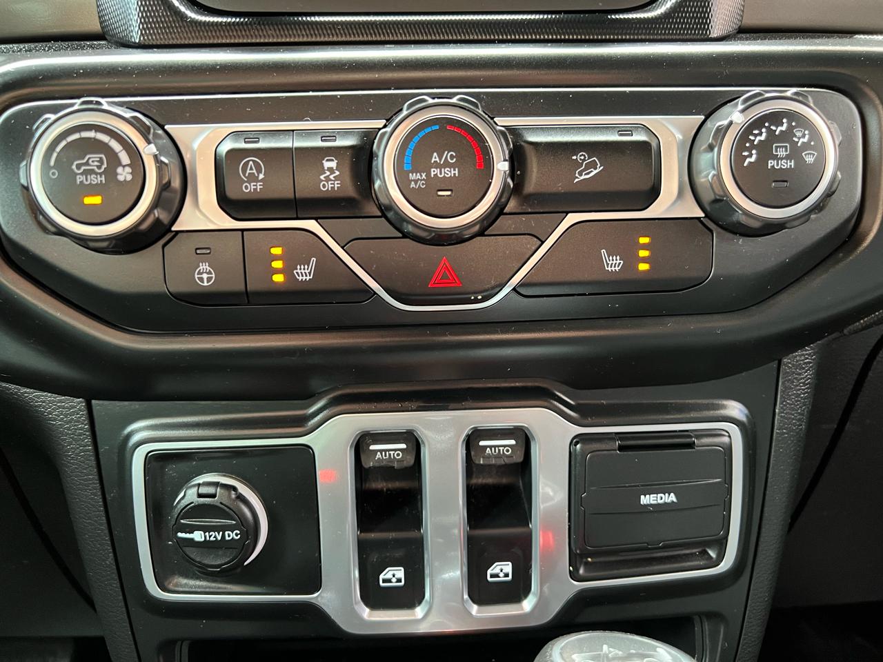 Jeep Wrangler Sport 4WD 2018