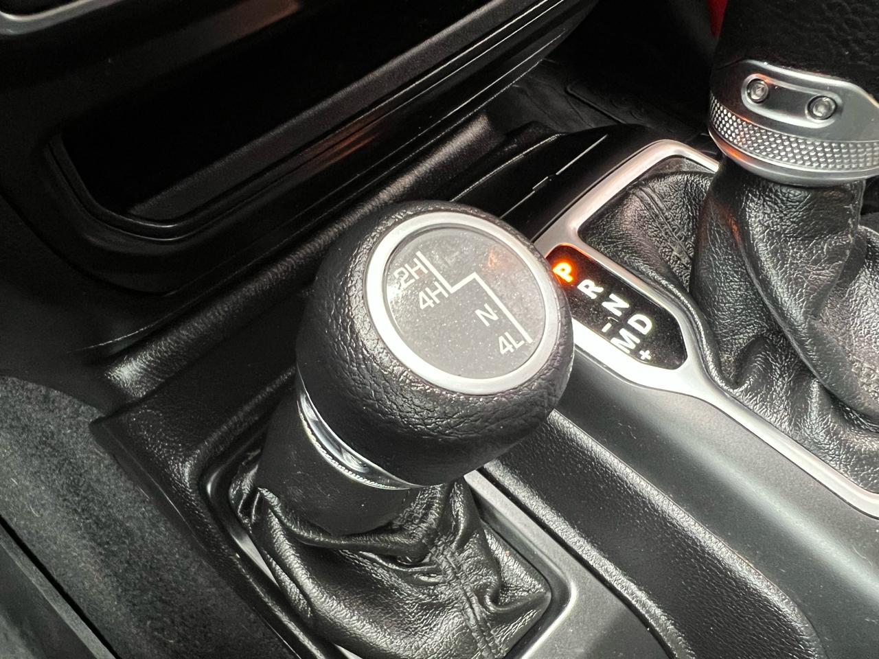 Jeep Wrangler Sport 4WD 2018