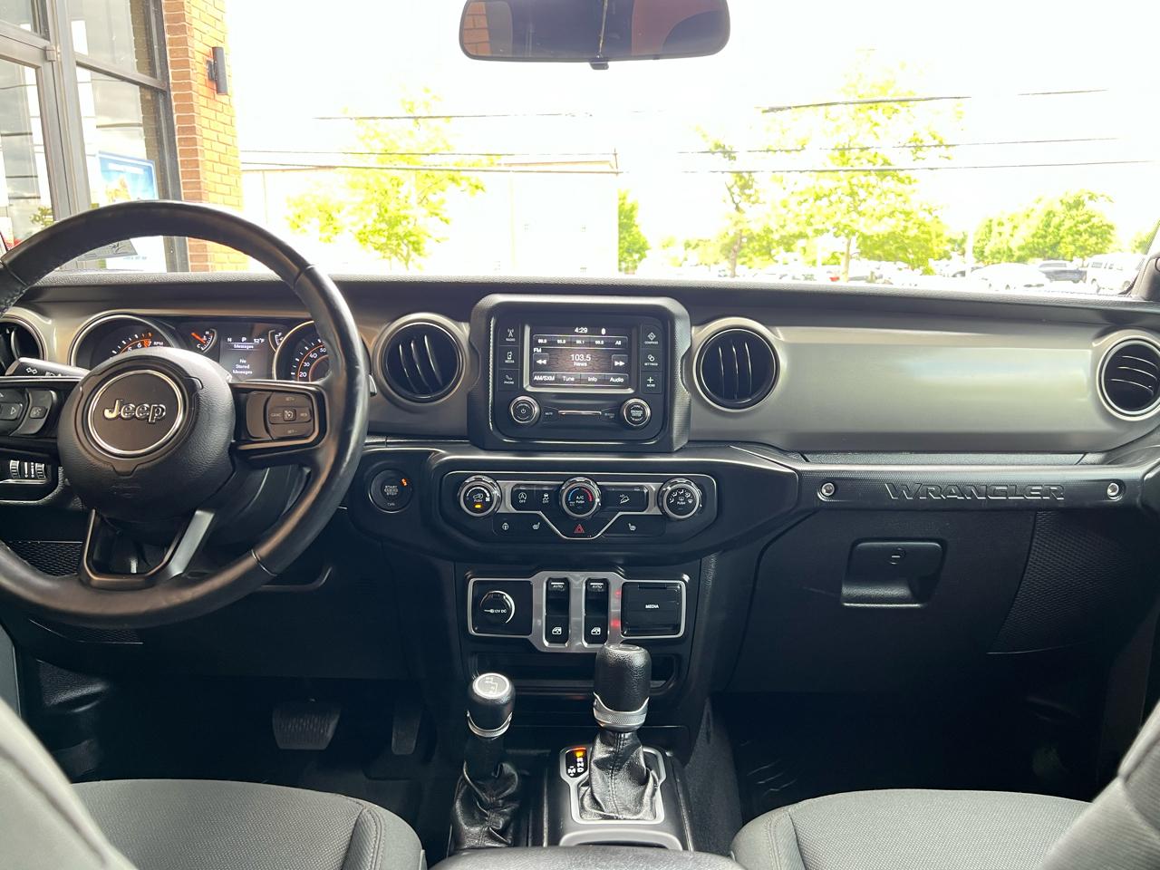 Jeep Wrangler Sport 4WD 2018