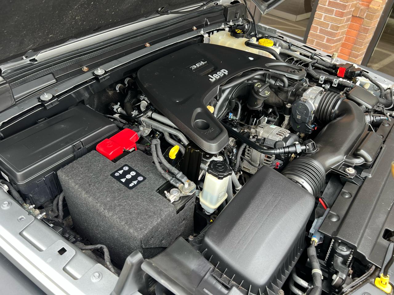 Jeep Wrangler Sport 4WD 2018