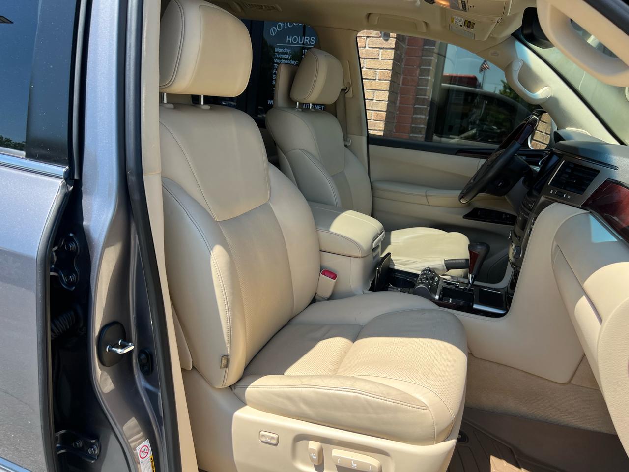 Lexus LX 570 Sport Utility 2014