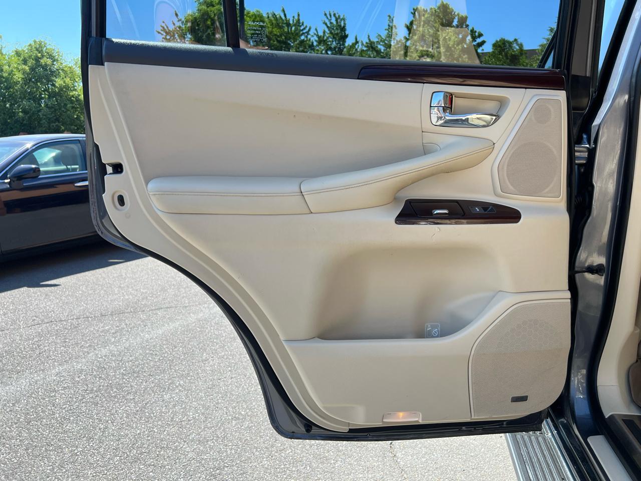 Lexus LX 570 Sport Utility 2014