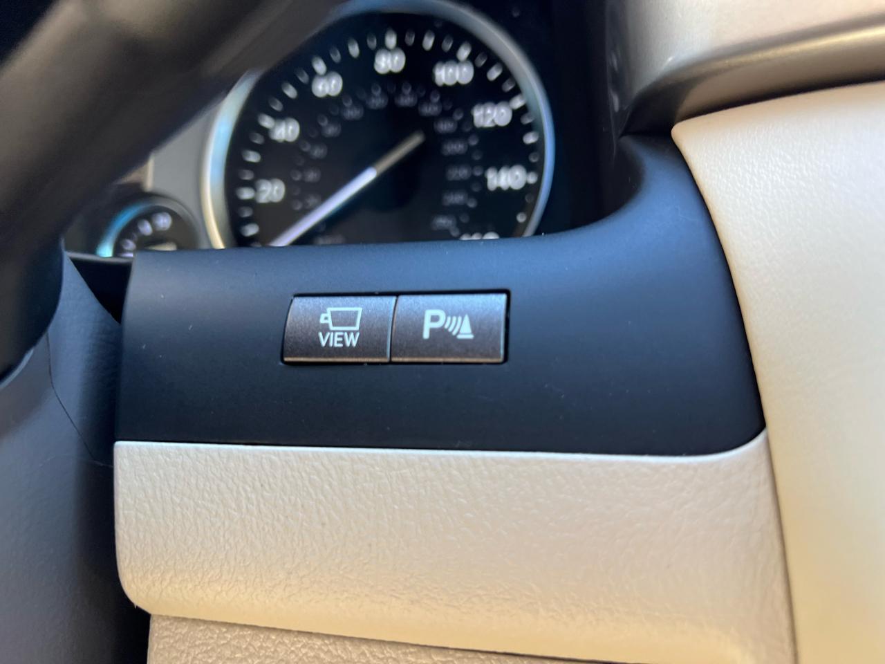 Lexus LX 570 Sport Utility 2014