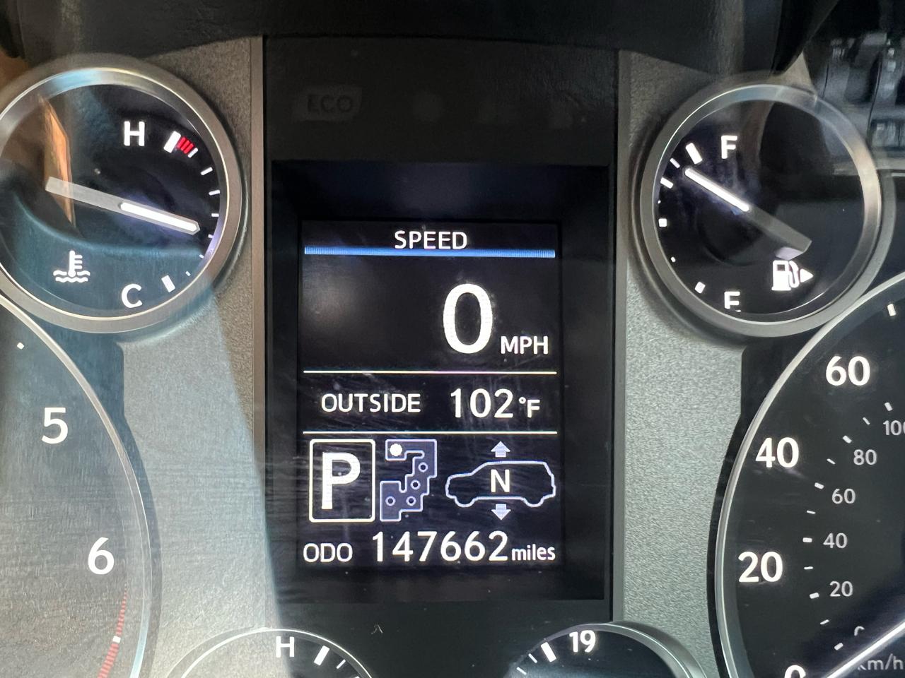 Lexus LX 570 Sport Utility 2014