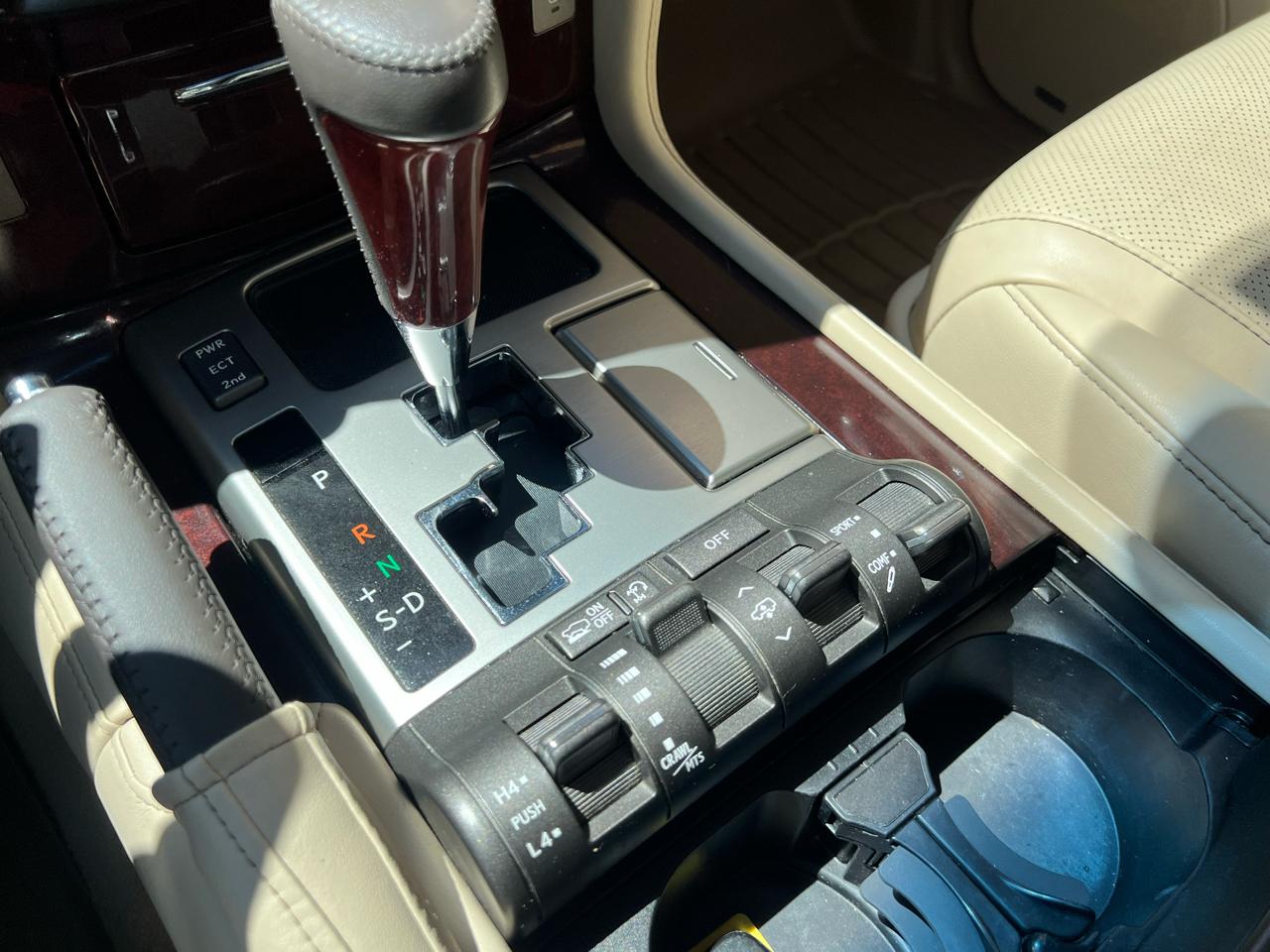 Lexus LX 570 Sport Utility 2014