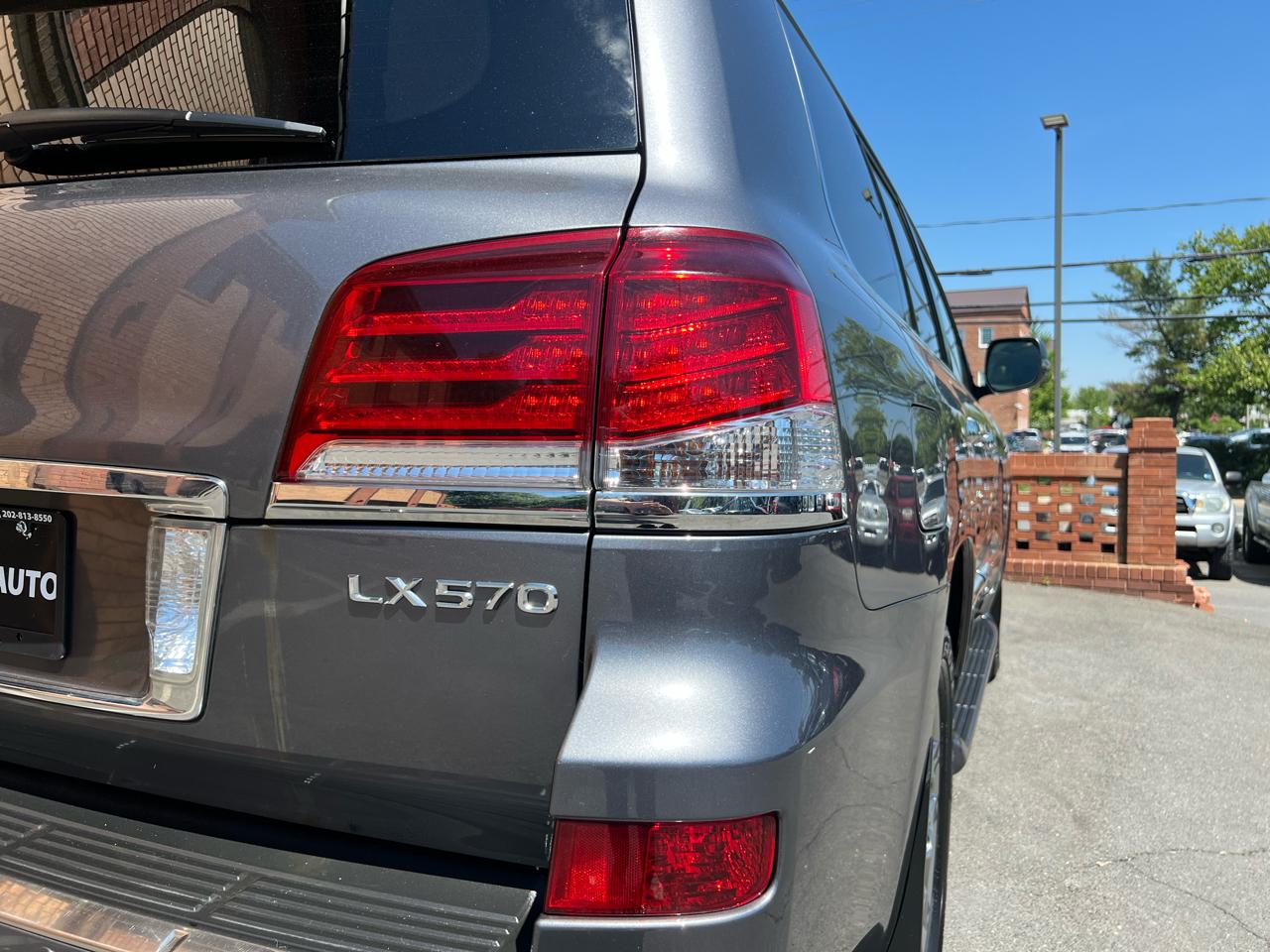 Lexus LX 570 Sport Utility 2014