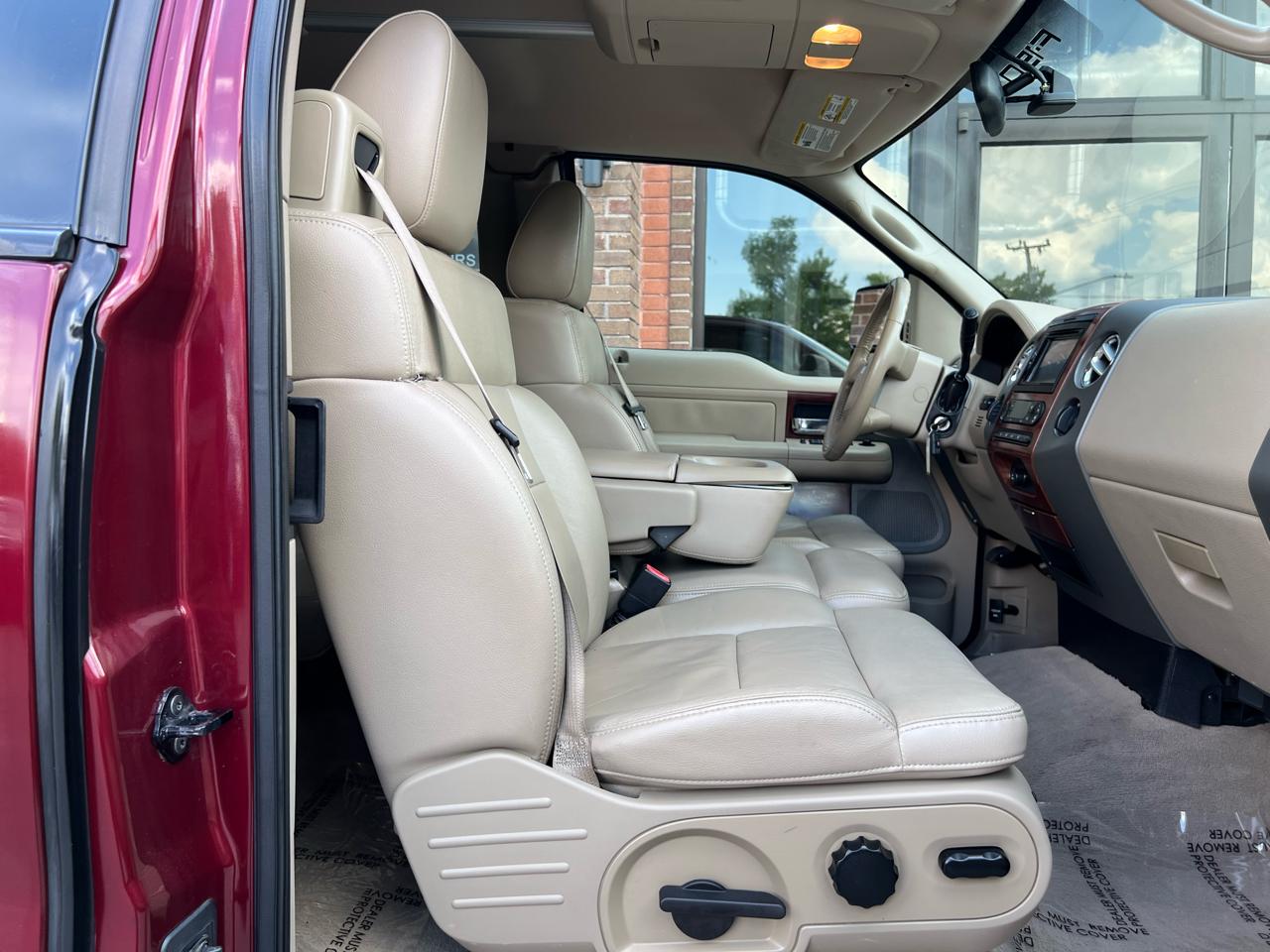 Ford F-150 XLT SuperCab Long Bed 4WD 2005