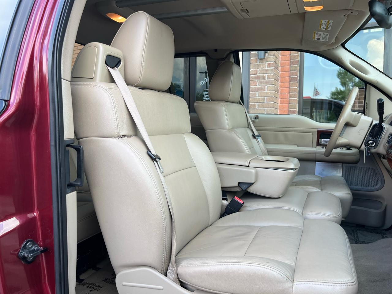 Ford F-150 XLT SuperCab Long Bed 4WD 2005