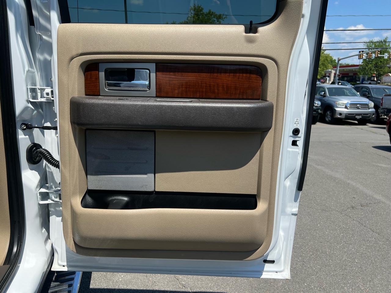 Ford F-150 Lariat SuperCrew 5.5-ft. Bed 2WD 2010