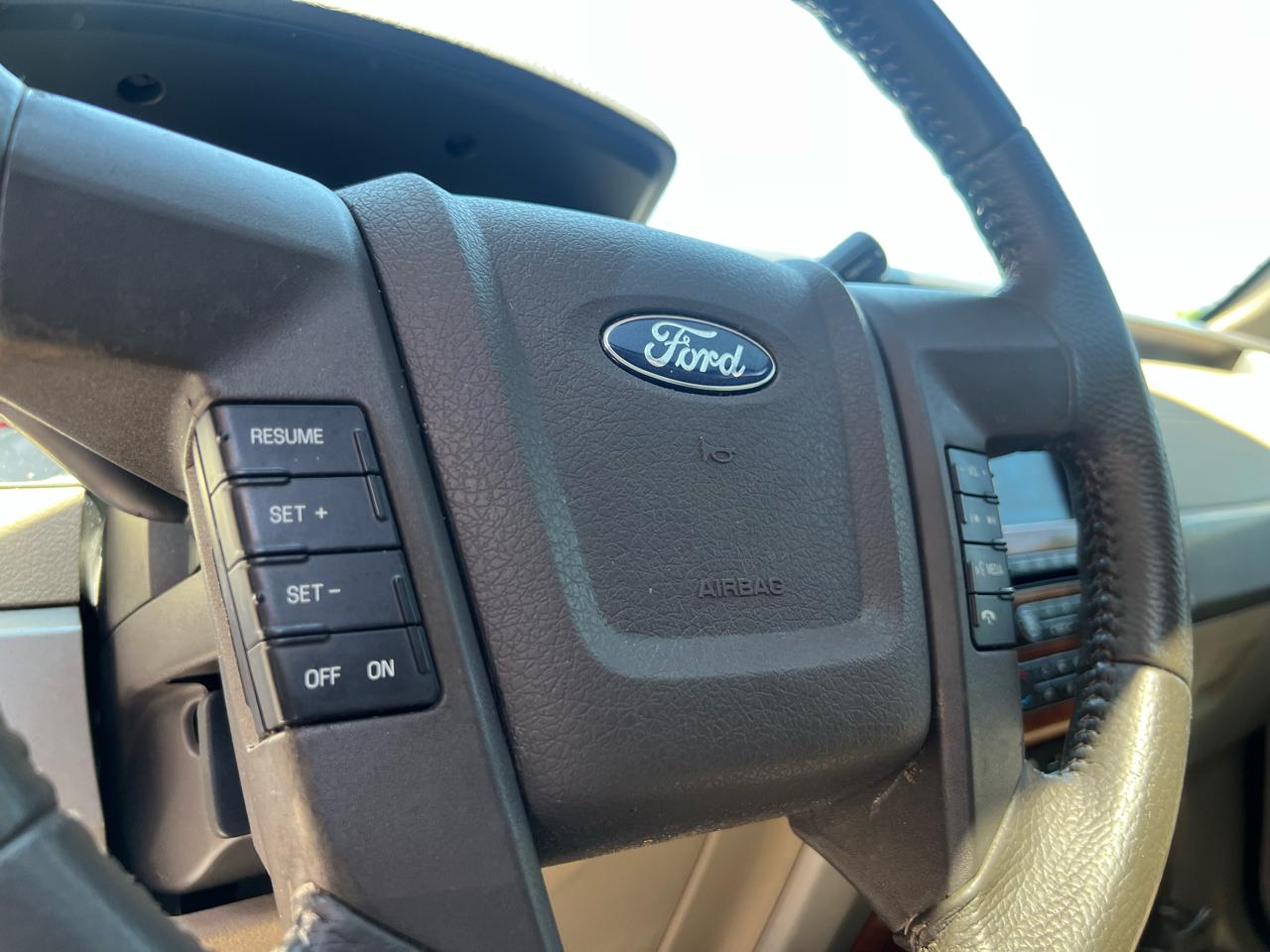 Ford F-150 Lariat SuperCrew 5.5-ft. Bed 2WD 2010