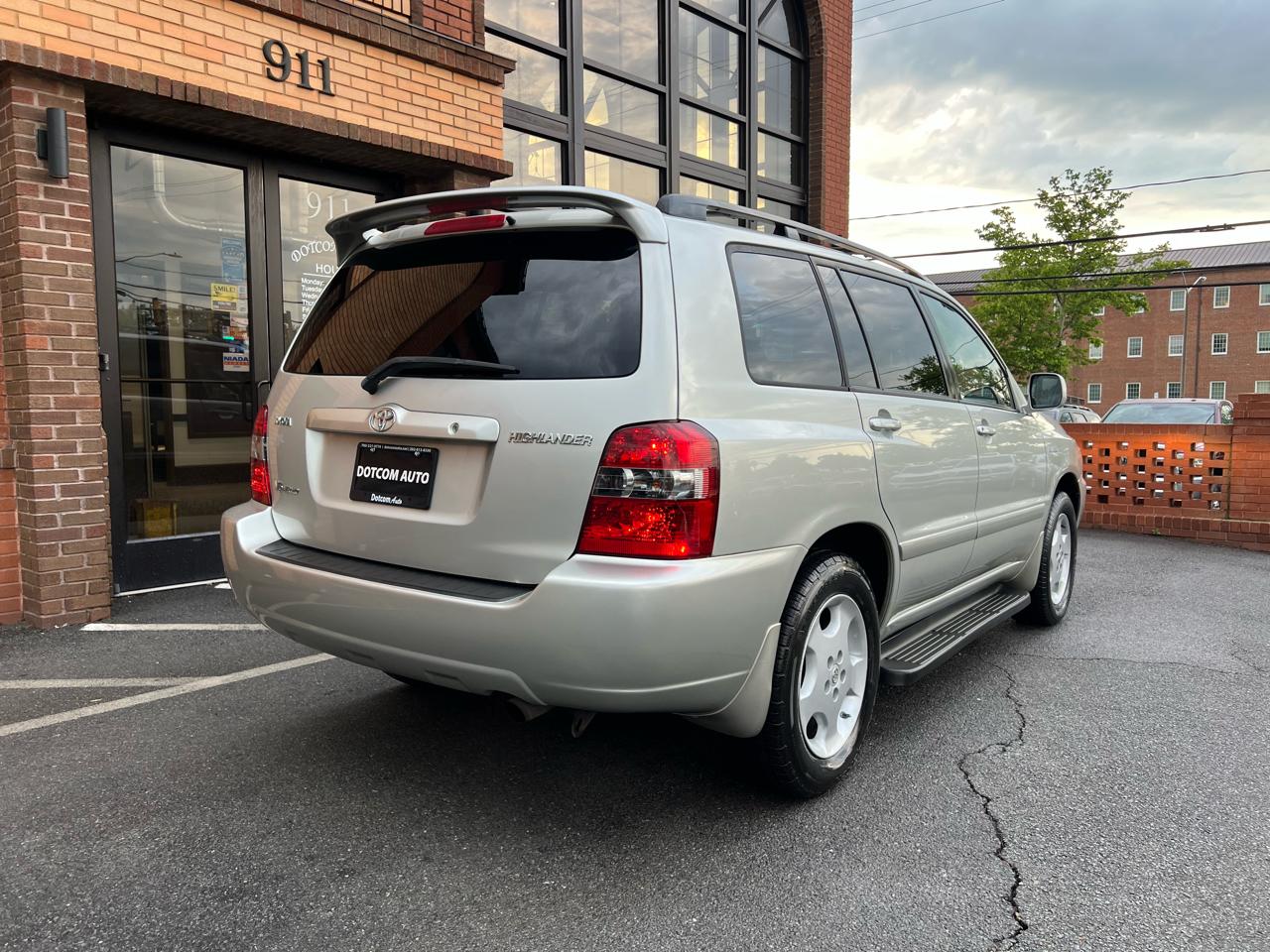 Toyota Highlander V6 4WD 2004