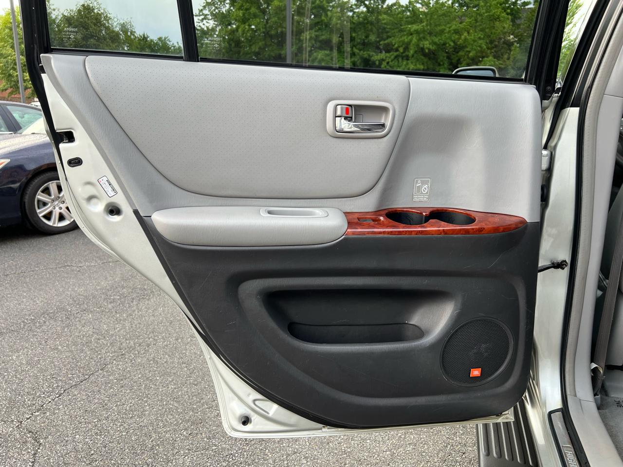 Toyota Highlander V6 4WD 2004