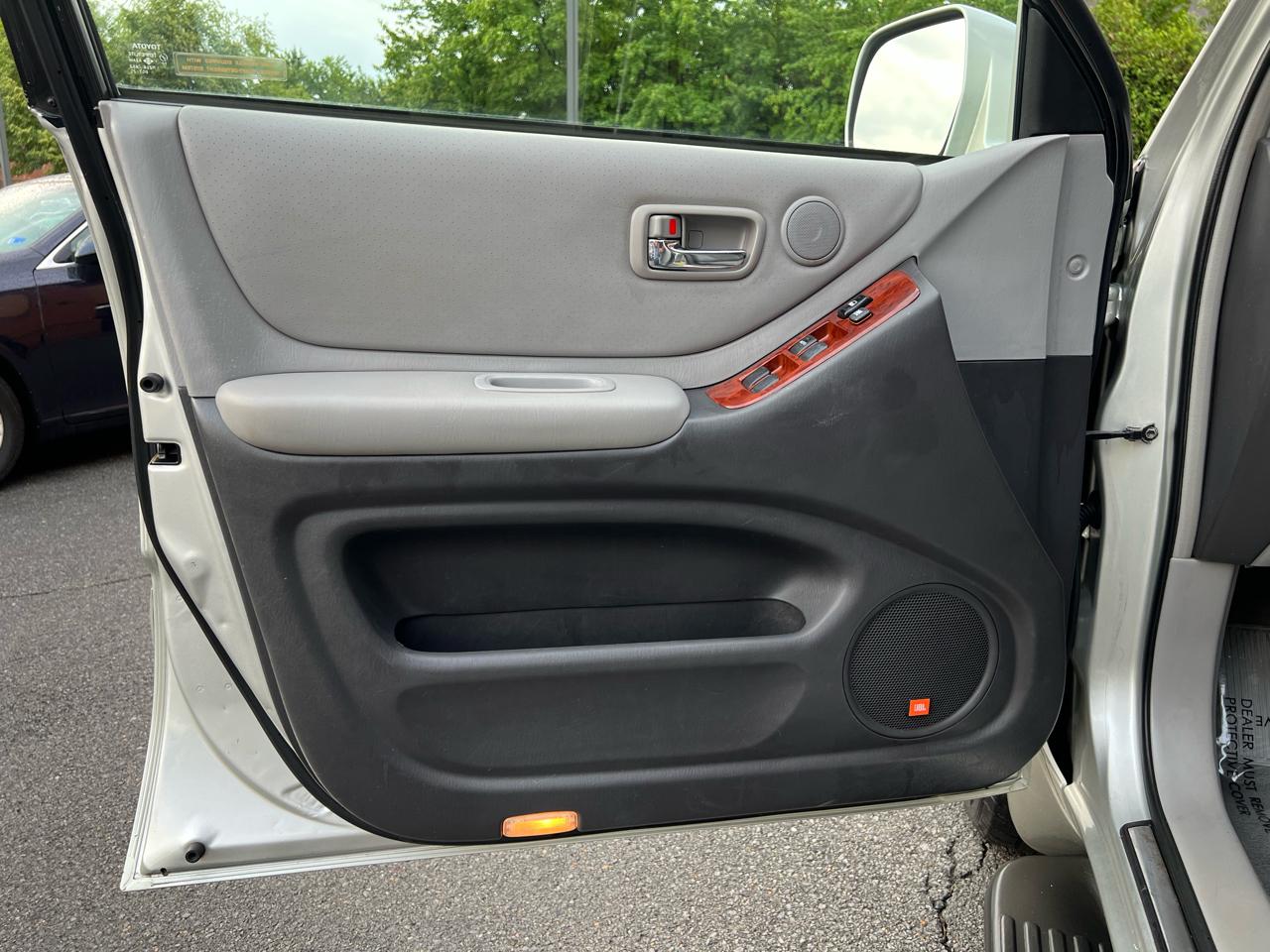 Toyota Highlander V6 4WD 2004
