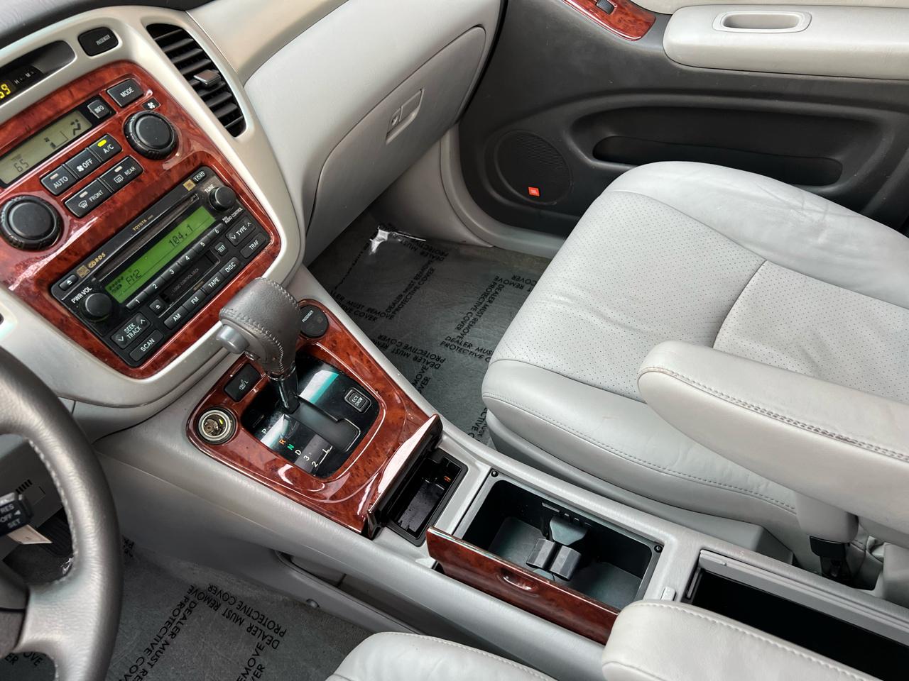 Toyota Highlander V6 4WD 2004