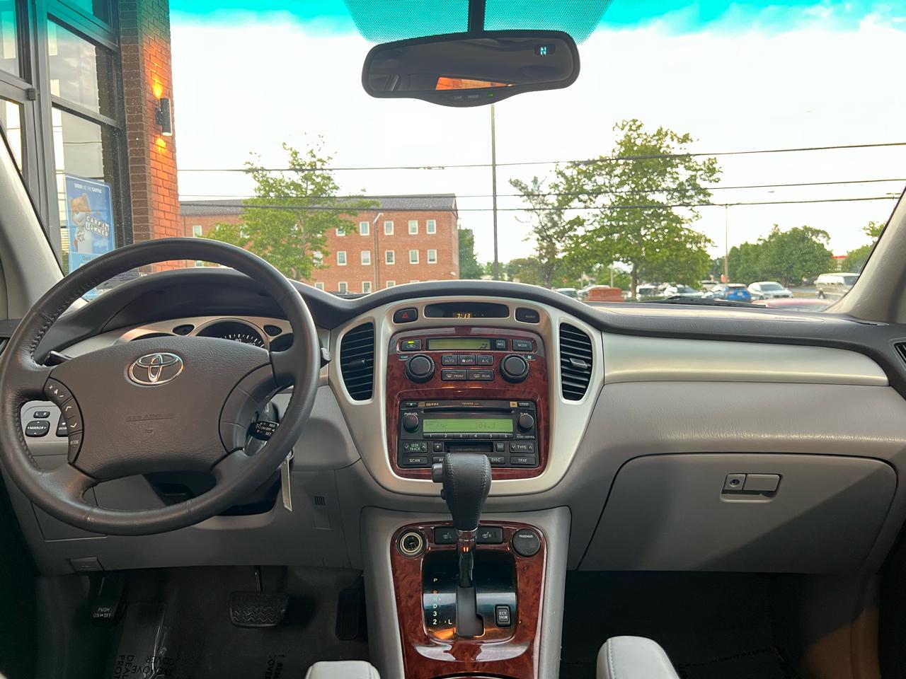 Toyota Highlander V6 4WD 2004