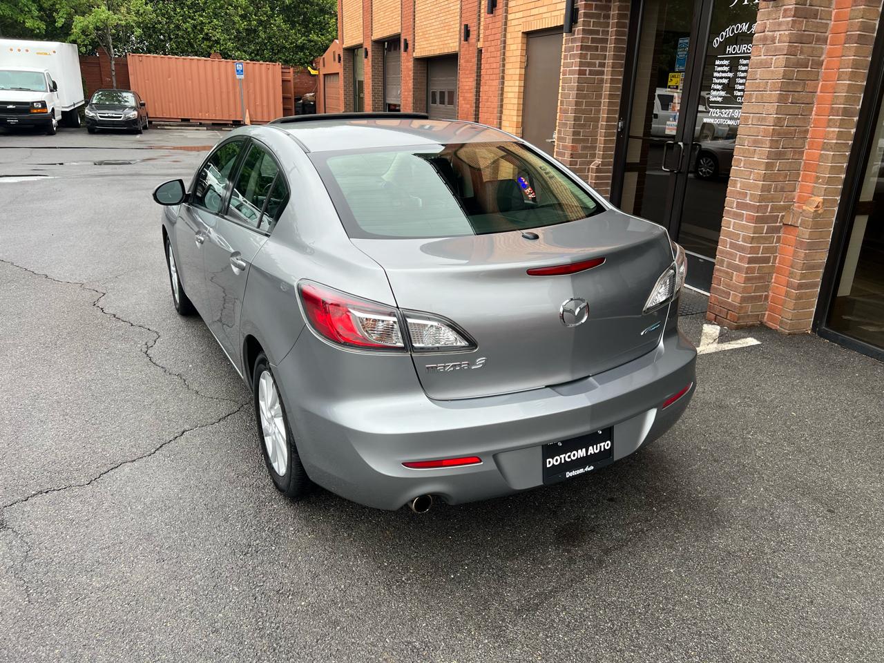 Mazda MAZDA3 I Grand Touring 4-Door 2012