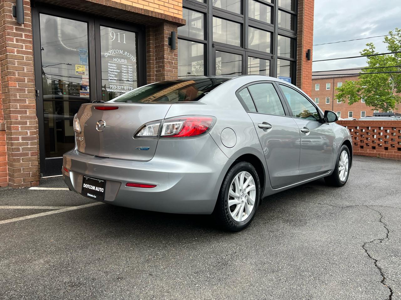 Mazda MAZDA3 I Grand Touring 4-Door 2012