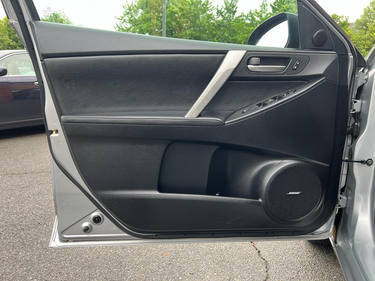 Mazda MAZDA3 I Grand Touring 4-Door 2012