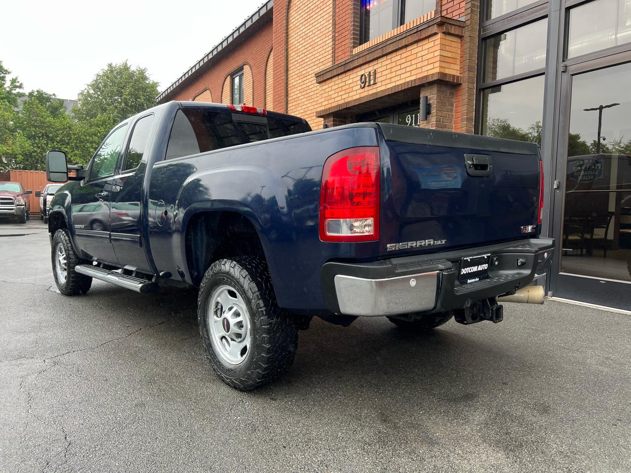 GMC Sierra 2500HD SLT Ext. Cab 4WD 2011
