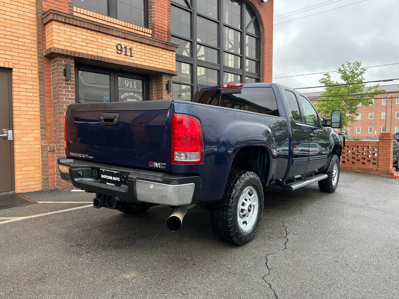 GMC Sierra 2500HD SLT Ext. Cab 4WD 2011