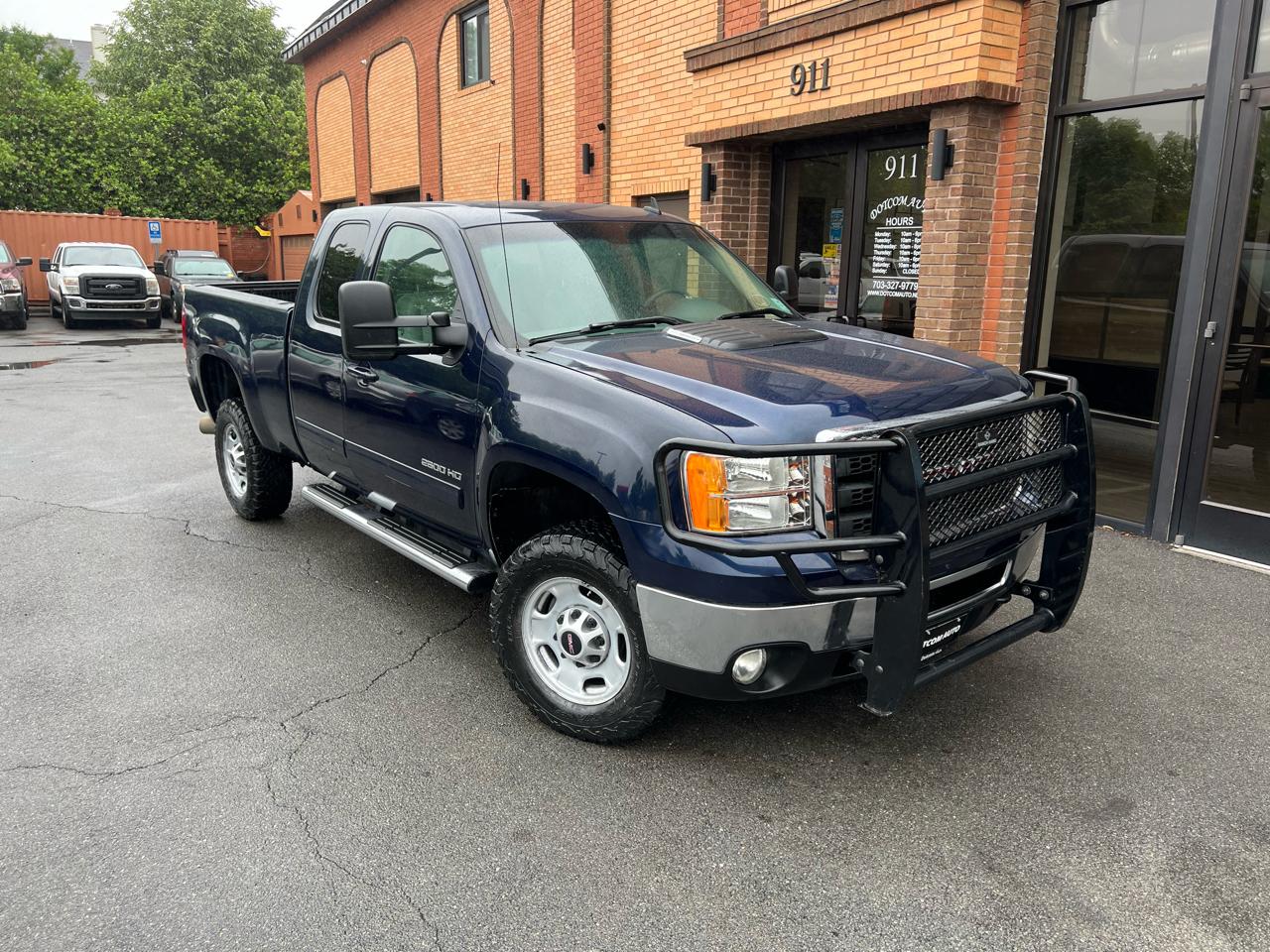 GMC Sierra 2500HD SLT Ext. Cab 4WD 2011
