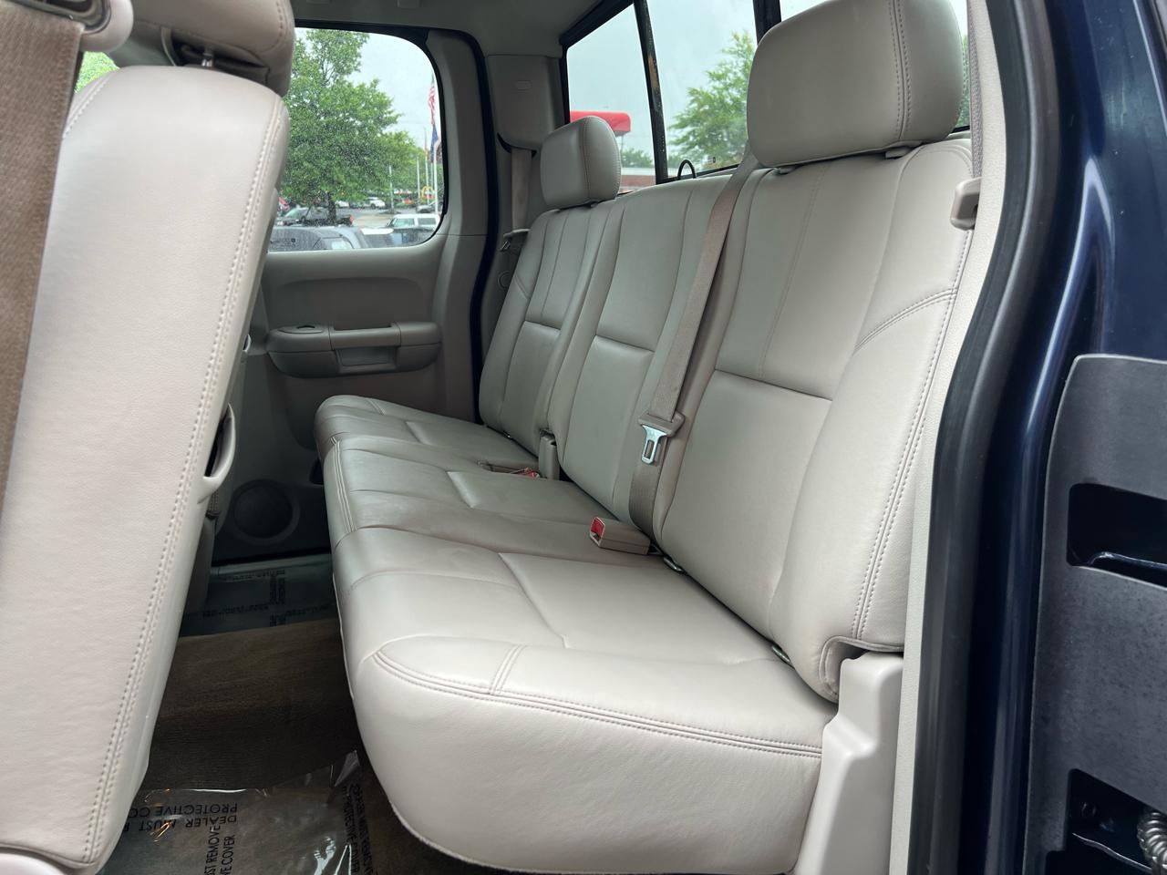 GMC Sierra 2500HD SLT Ext. Cab 4WD 2011