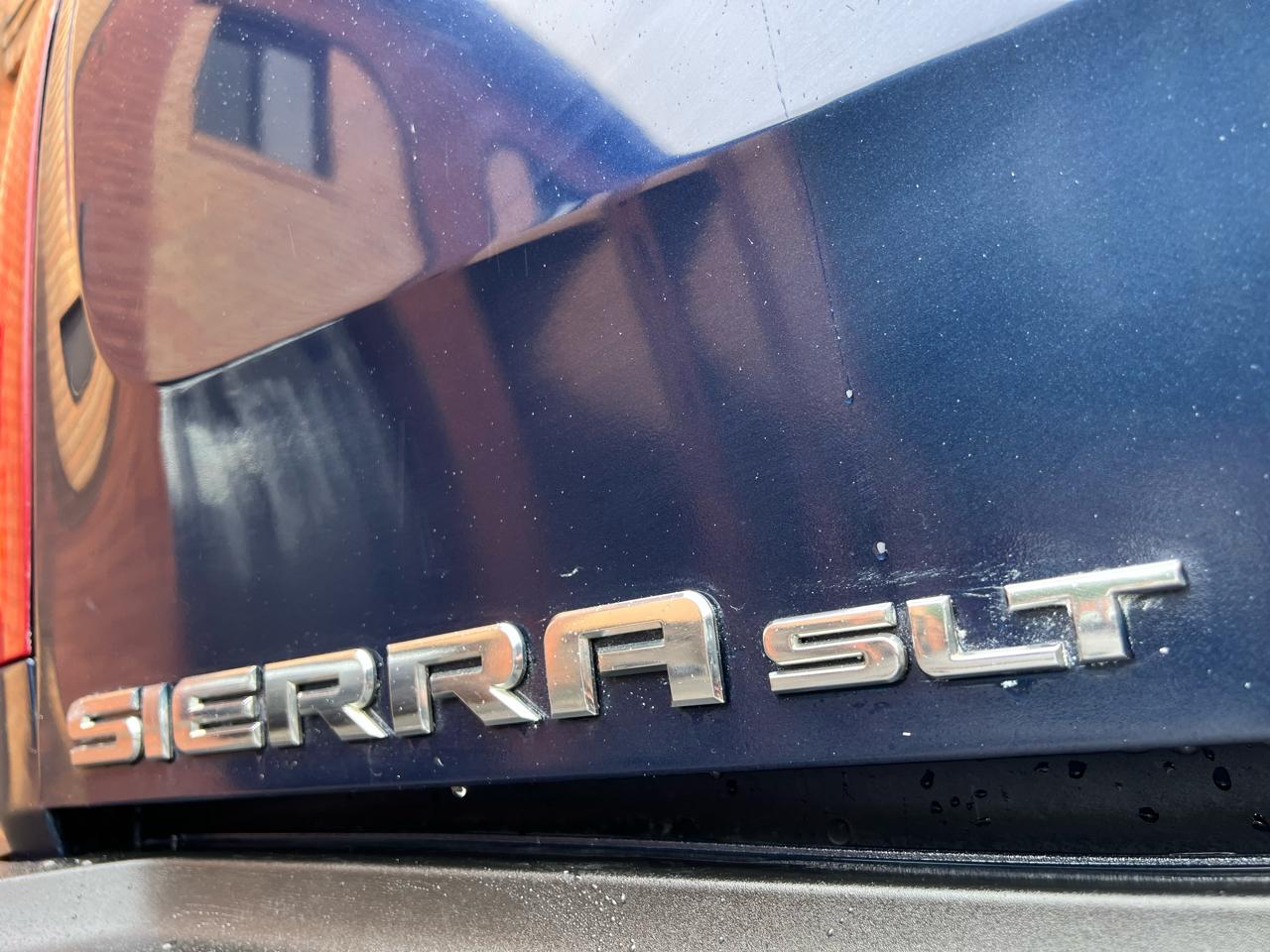 GMC Sierra 2500HD SLT Ext. Cab 4WD 2011