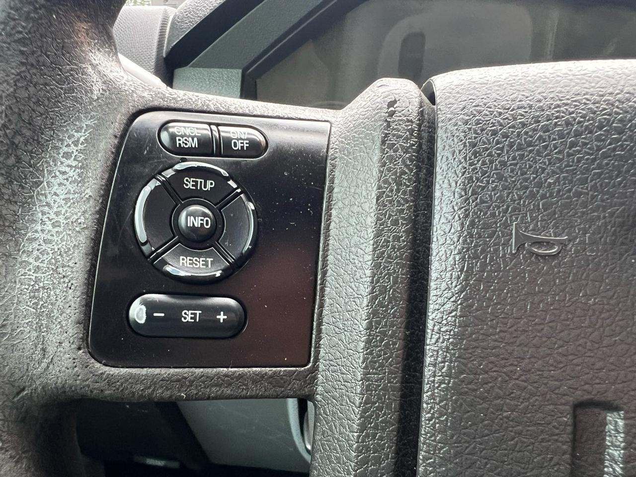 Ford F-250 SD XLT Crew Cab Long Bed 4WD 2015