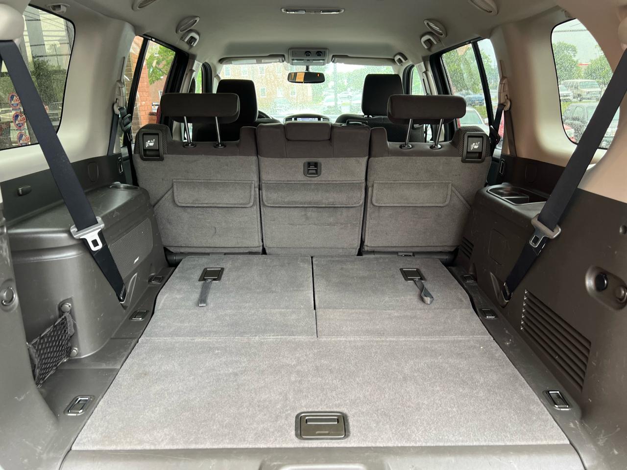 Nissan Pathfinder LE 4WD 2010