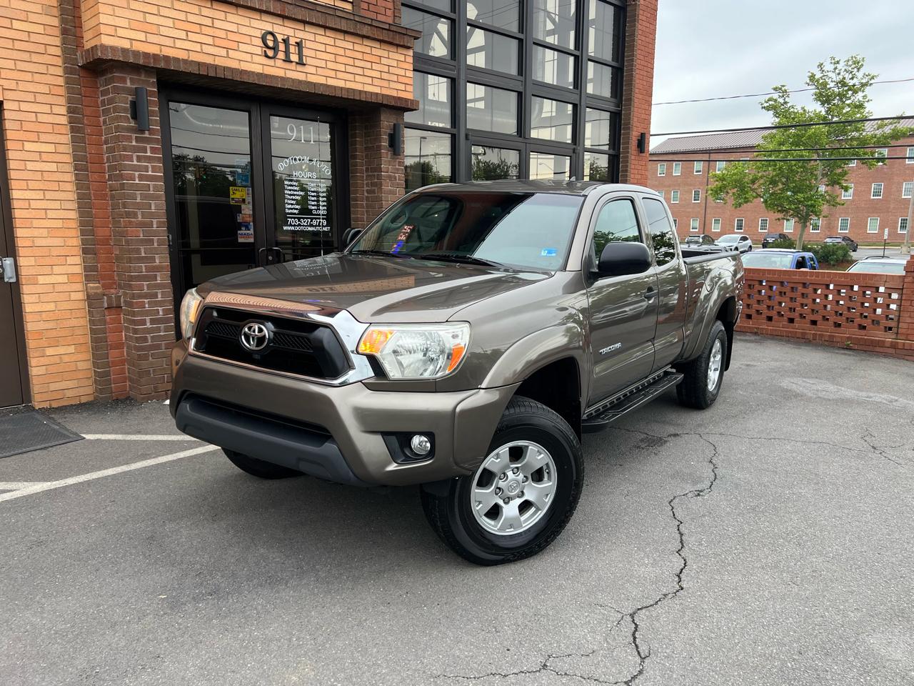 Toyota Tacoma Access Cab V6 Auto 4WD 2012