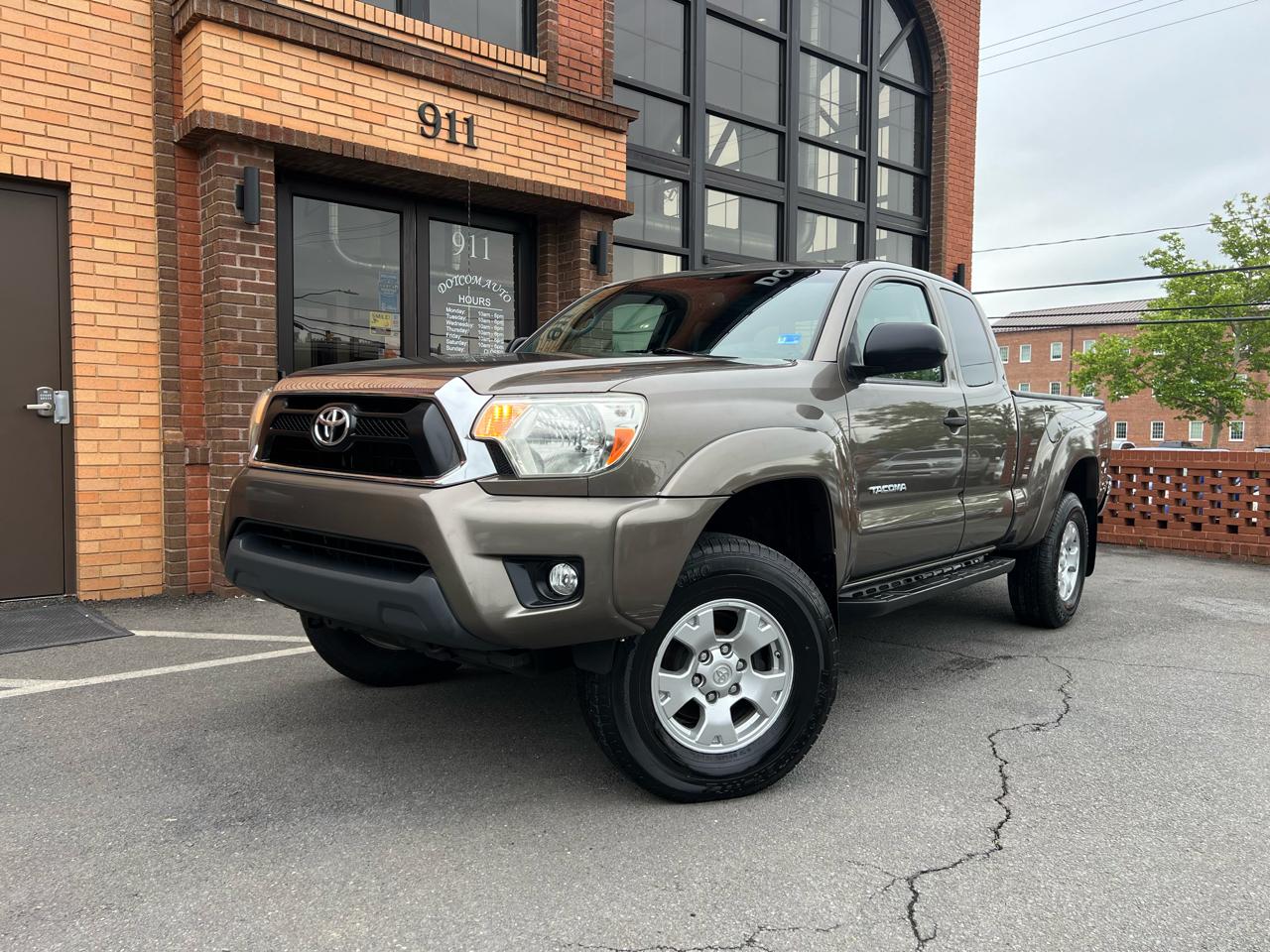 Toyota Tacoma Access Cab V6 Auto 4WD 2012