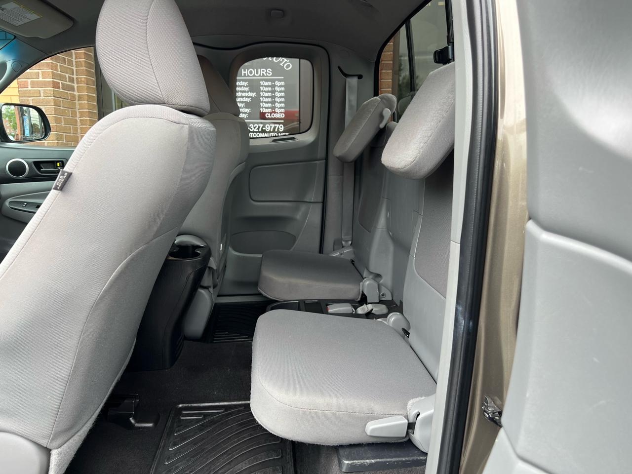 Toyota Tacoma Access Cab V6 Auto 4WD 2012