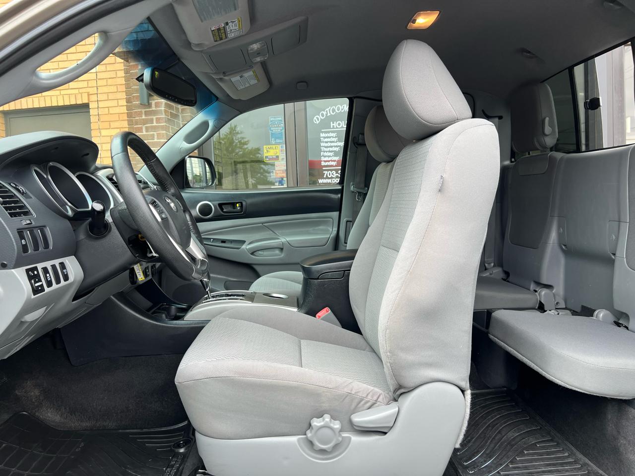 Toyota Tacoma Access Cab V6 Auto 4WD 2012