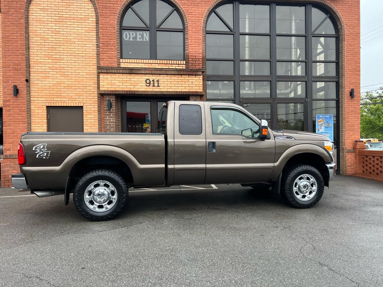 Ford F-250 SD XLT SuperCab 4WD 2016