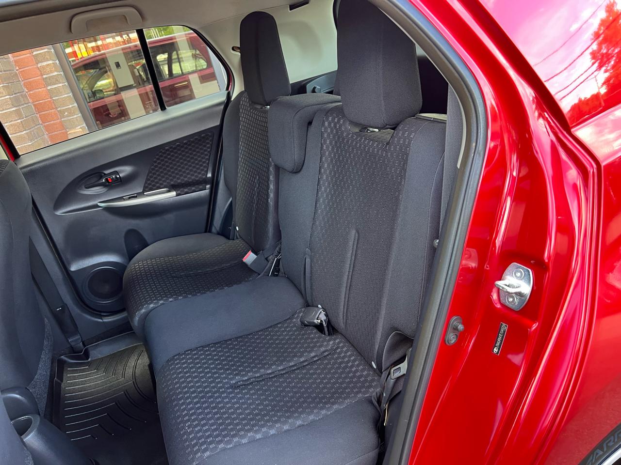 Scion xD 5-Door Hatchback 4-Spd AT 2014