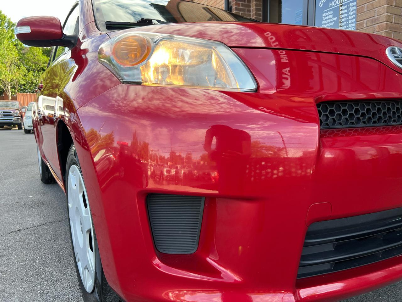 Scion xD 5-Door Hatchback 4-Spd AT 2014