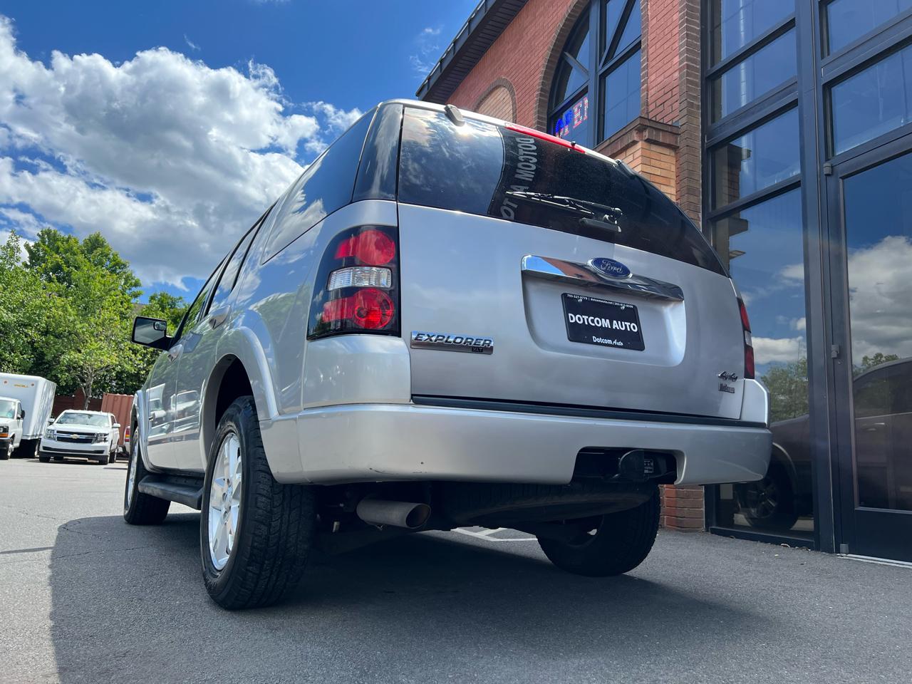 Ford Explorer XLT 4.0L 4WD 2008