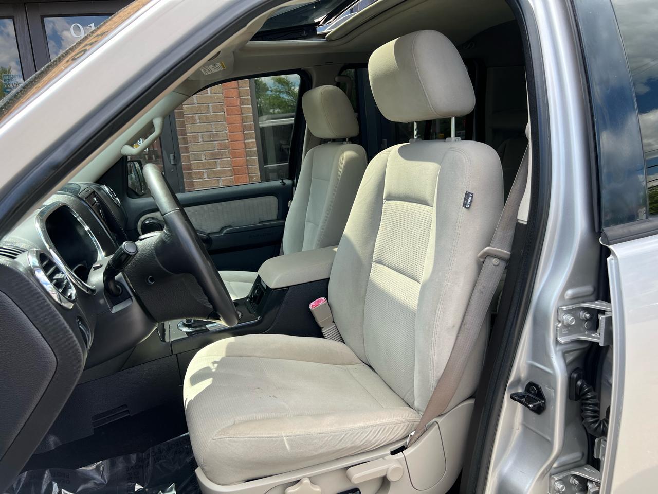 Ford Explorer XLT 4.0L 4WD 2008
